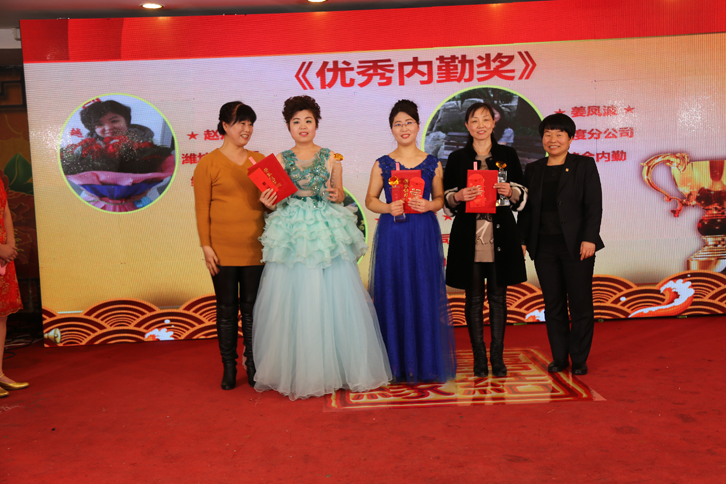 �������ڽ�